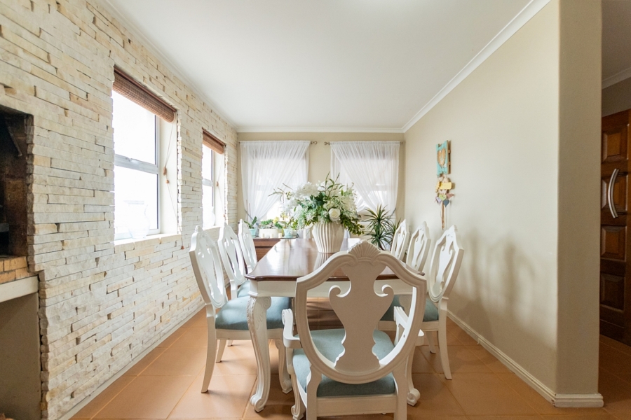 3 Bedroom Property for Sale in Waterfront Western Cape